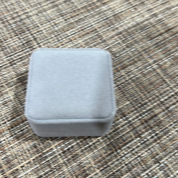 Necklace. - Picture 8 of 9